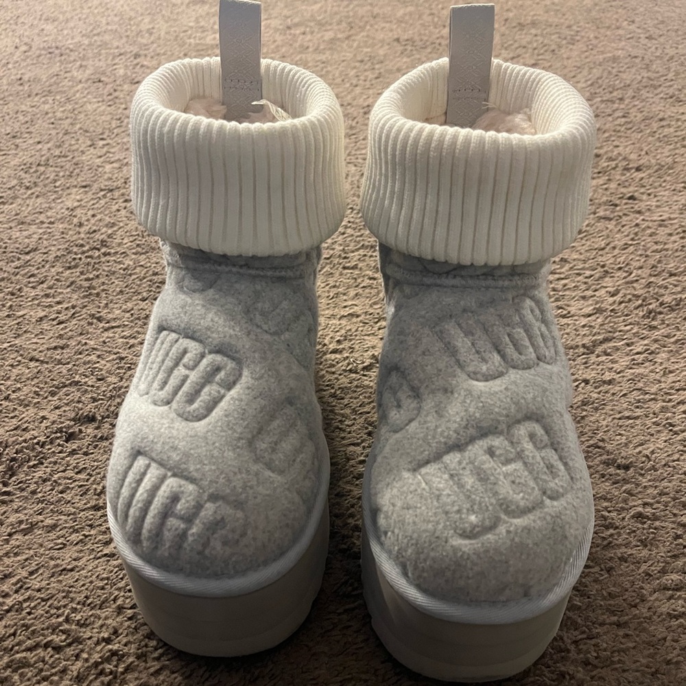 UGG Classic Mini Platform Felted